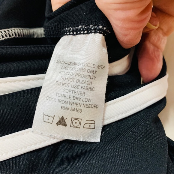 Calvin Klein Quick Dry Black Crop Pants M - Picture 4 of 7